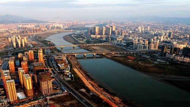 福建小城，友情和弦中的温馨篇章